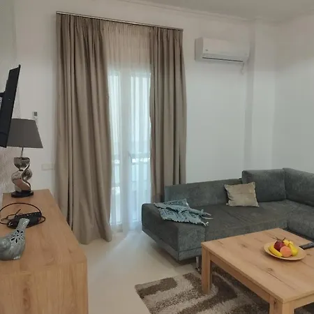 Apartment Olibia 4 *